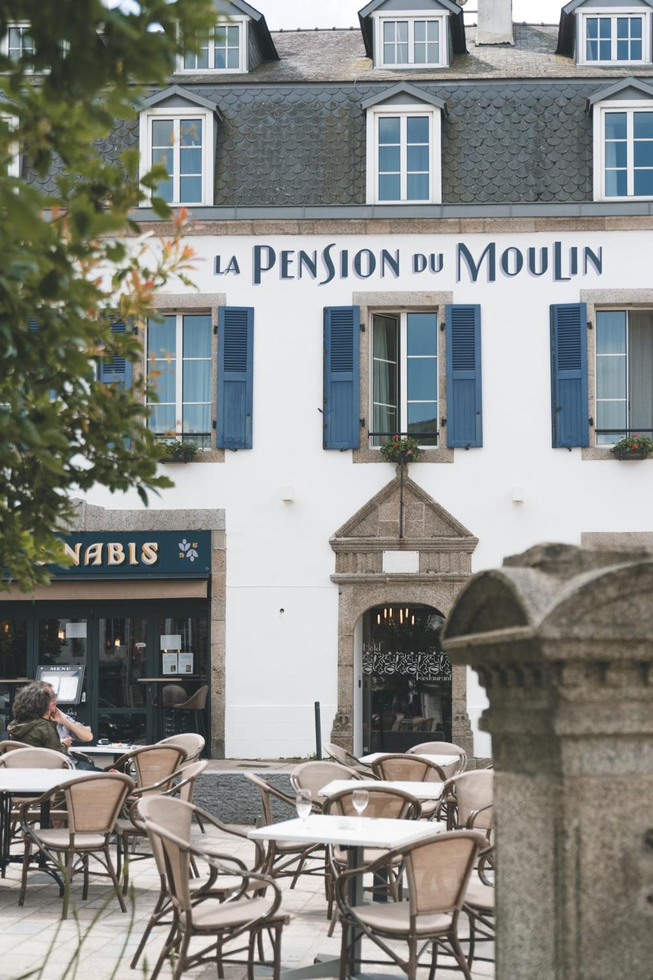 Logis Hotel Et Restaurant La Pension Du Moulin بونت-آفين المظهر الخارجي الصورة